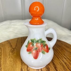 Vintage 1969 Avon Strawberries & Cream Bath Foam Bottle Milk Glass White Red